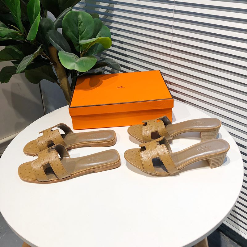 Hermes Slippers